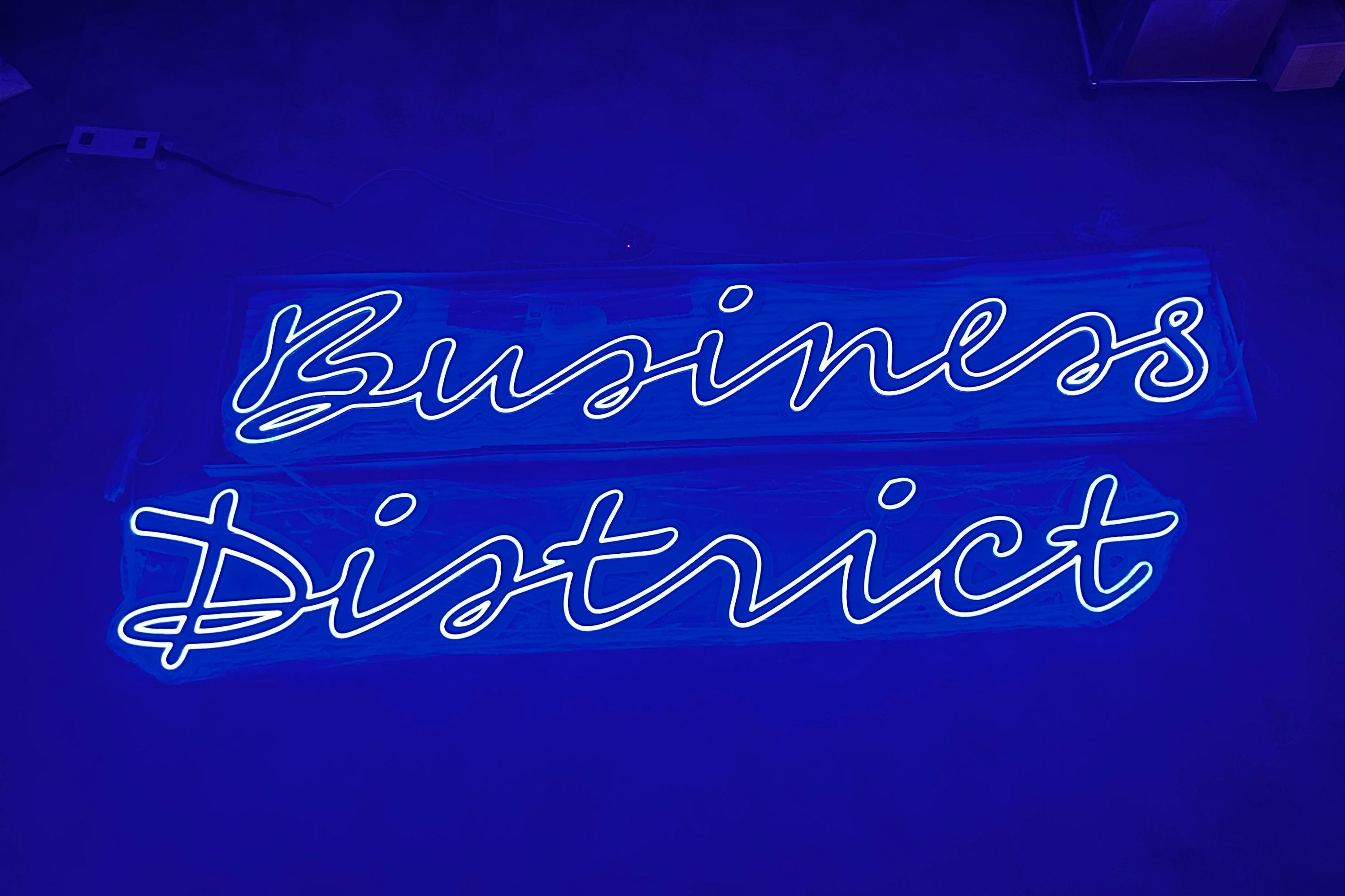 Blaues LED Neon Sign Business District